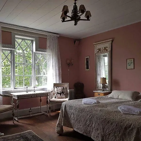 Kvarnbo Guest house 4*