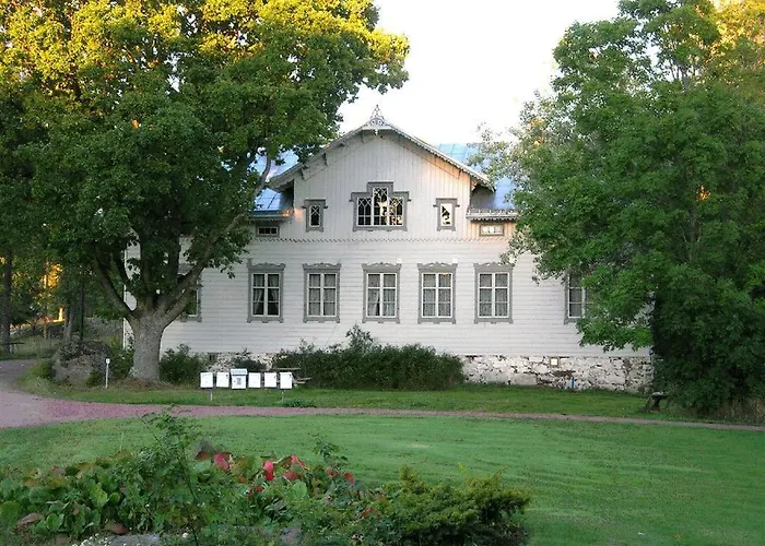 Kvarnbo Konukevi 4*